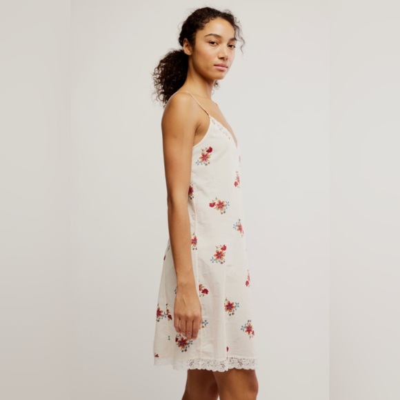 Perfectly Fine Printed NWOT ivory combo - Picture 2 of 6